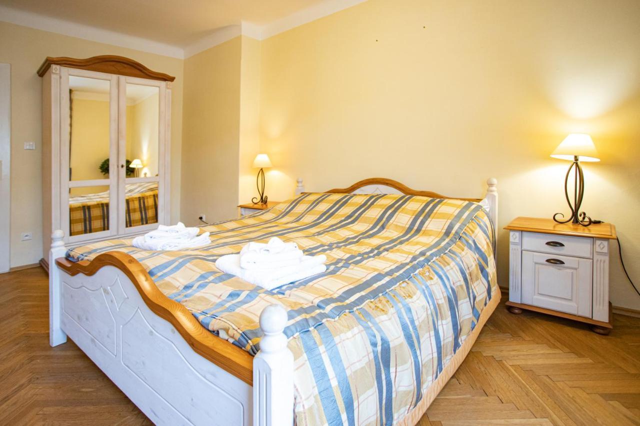 Melissa Apartments Karlovy Vary Luaran gambar