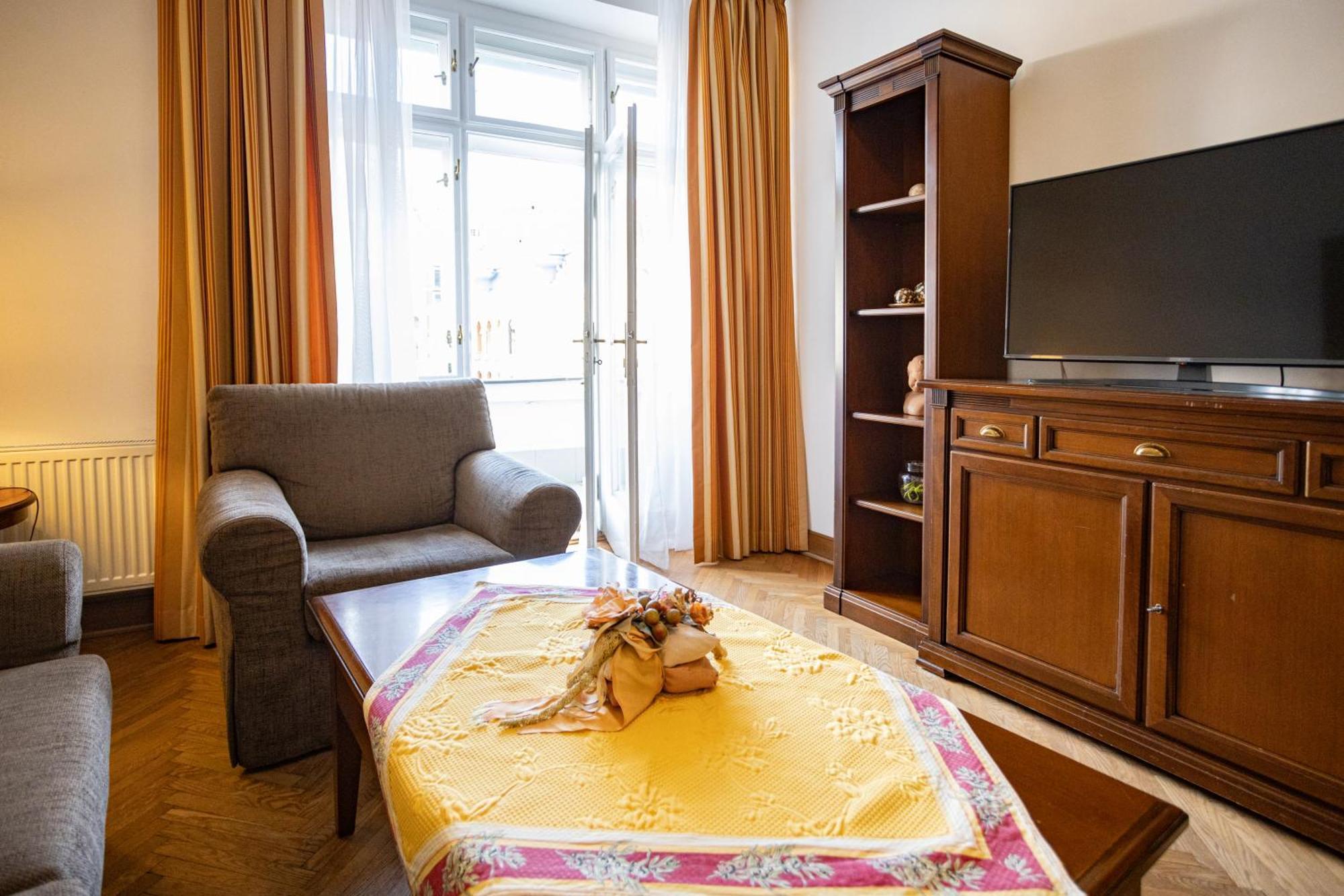Melissa Apartments Karlovy Vary Luaran gambar