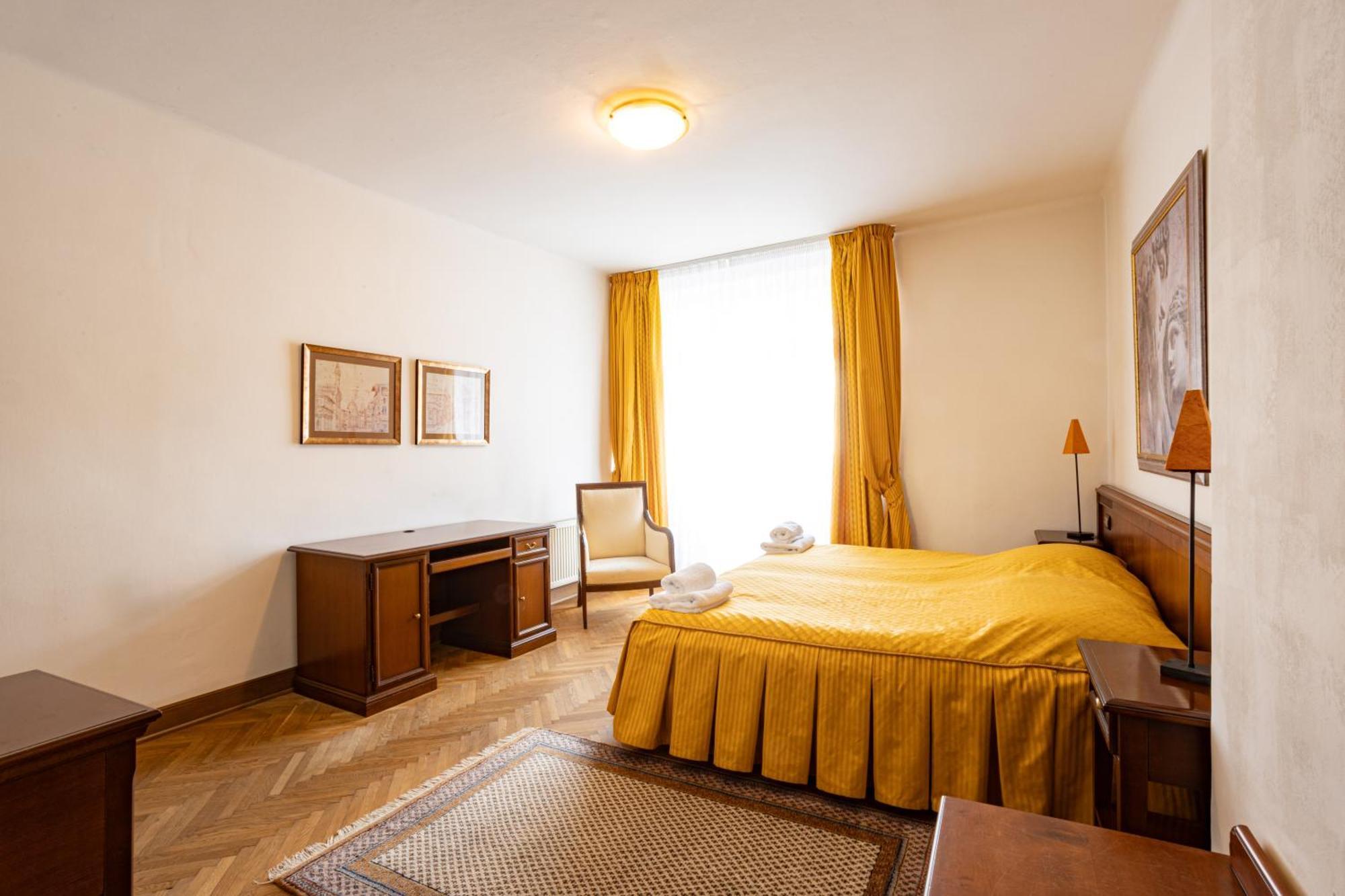 Melissa Apartments Karlovy Vary Luaran gambar